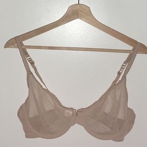SHEER MESH BEIGE SKIN COLOR BRA ADJUSTABLE STRAP & 3 HOOK & EYE 42 C NEW